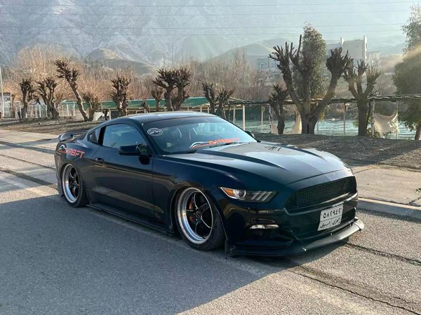 Ford Mustang airride from Iraq 