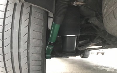 Benz V250 Installing tein air suspension