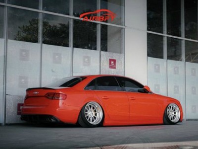 Indonesia red Audi a4b8 modified air suspension “looking for inspiration and inspiration”