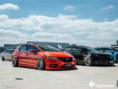 Honda SHUTTLE slammed share Honda SHUTTLE slammed share