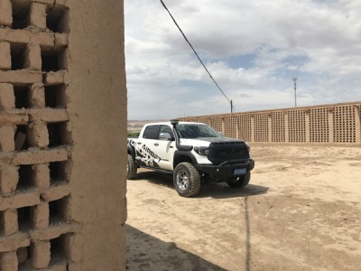 Toyota Tundra airsuspension Touring car Good helper Toyota Tundra airsuspension Touring car Good helper