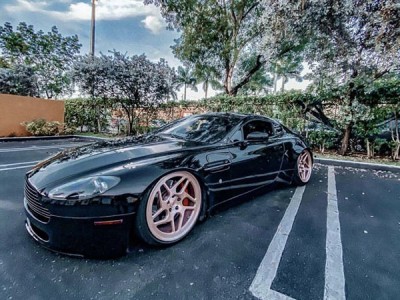 Aston Martin airride Provided by Miami Aston Martin airride Provided by Miami