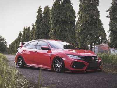 Honda Civic FC air suspension“Born for challenge”