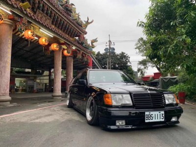 Benz W124 Travel Edition refit AirBFT AirRide“Classics and antiquity” Benz W124 Travel Edition refit AirBFT AirRide“Classics and antiquity”