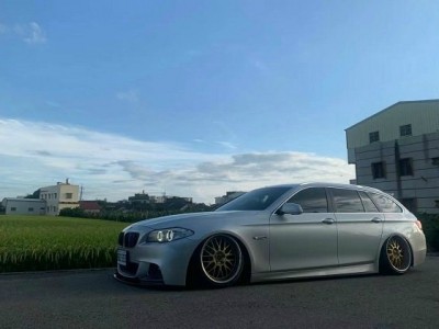 BMW 5 Series Touring Travel Edition Retrofitting airbft airride
