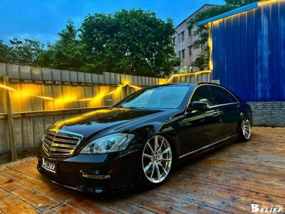 Mercedes Benz s-class W221 airride “royal nobles” Mercedes Benz s-class W221 airride “royal nobles”