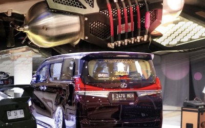 Lexus LM airride “aristocratic toy” Lexus LM airride “aristocratic toy”