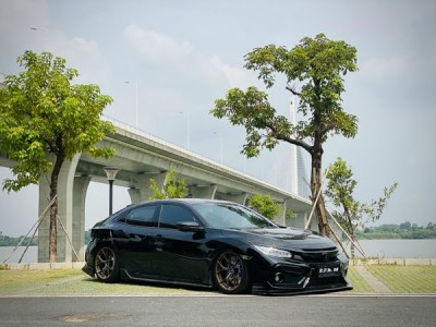 Ten generation Civic Airride “Black Whirlwind” Ten generation Civic Airride “Black Whirlwind”