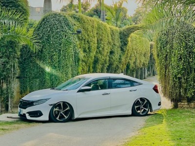 Ten generation Honda Civic Airride “from Pakistan” Ten generation Honda Civic Airride “from Pakistan”