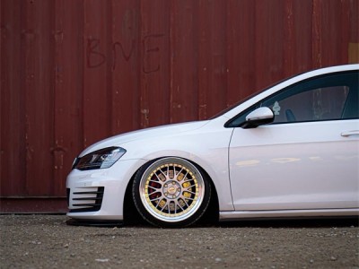 Volkswagen MK7 Airride “Performance Warrior”