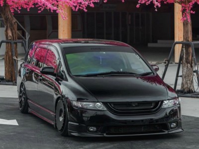 The third-generation Honda Odyssey Airride “Dynamic Leadership Passion” The third-generation Honda Odyssey Airride “Dynamic Leadership Passion”