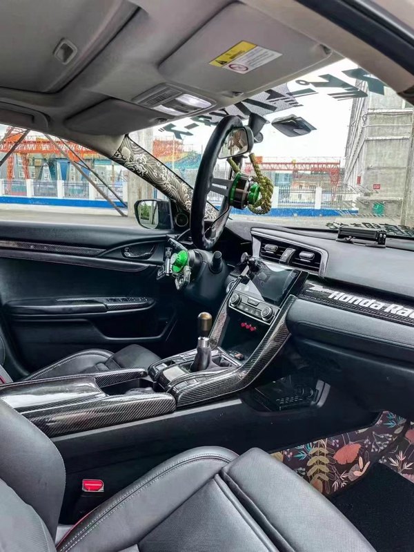 Shenyang, China 10th generation Honda Civic installation airbft airride