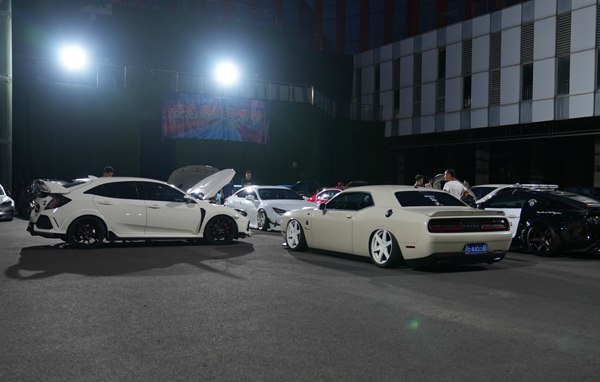 Car airride culture and music gathering from Wuhan