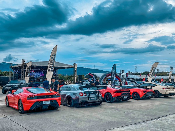 In Thailand, you love Airride car enthusiasts gathering
