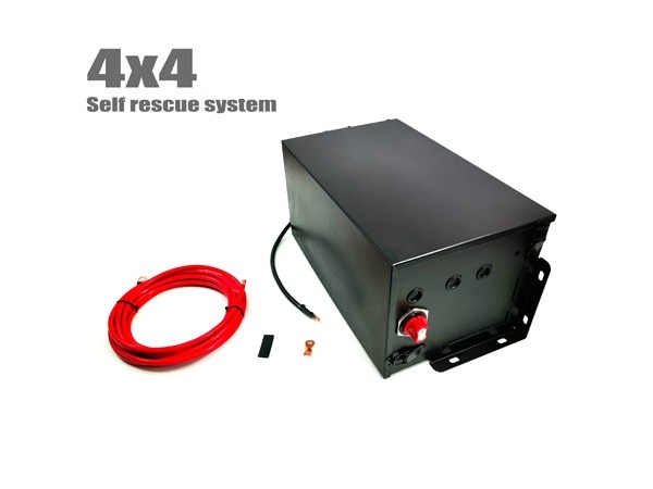 Off road vehicle self rescue bottom lift system