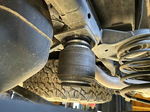Third generation Ford F150 Raptor Off road Airbag Kit