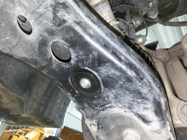 Toyota Alphard 40 Series Air Suspension Height Sensor Installation Tutorial Toyota Alphard 40 Series Air Suspension Height Sensor Installation Tutorial