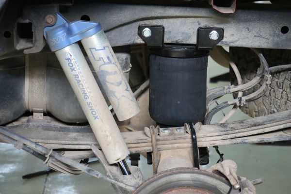 6.2L Ford Raptor BackCamper Airbag Kit