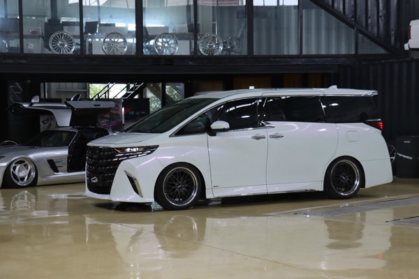 Installation and Use Instructions for Toyota Alphard 40 Series Air Suspension Installation and Use Instructions for Toyota Alphard 40 Series Air Suspension