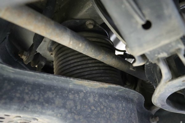 Installation and Use Instructions for Toyota Alphard 40 Series Air Suspension Installation and Use Instructions for Toyota Alphard 40 Series Air Suspension