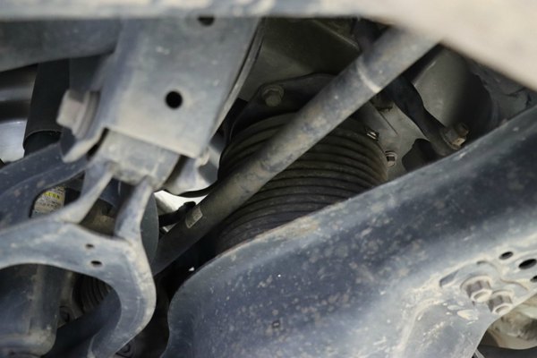 Installation and Use Instructions for Toyota Alphard 40 Series Air Suspension Installation and Use Instructions for Toyota Alphard 40 Series Air Suspension