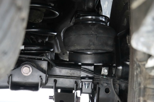 TOYOTA LC300 AIRBAGS KIT TOYOTA LC300 AIRBAGS KIT