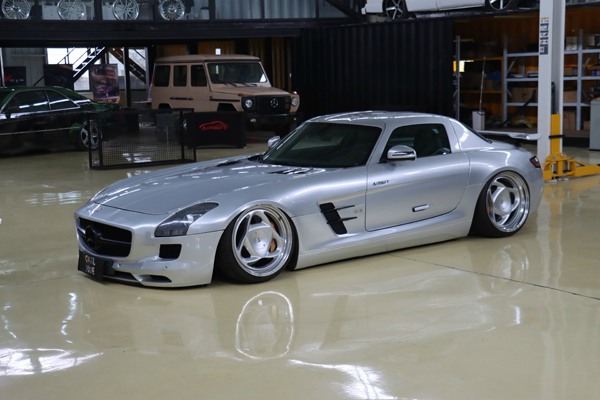 Mercedes SLS AMG × AIRBFT AIRRIDE Mercedes SLS AMG × AIRBFT AIRRIDE