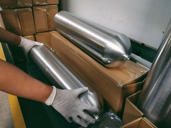 Airride aluminum alloy explosion-proof gas tank packaging delivery