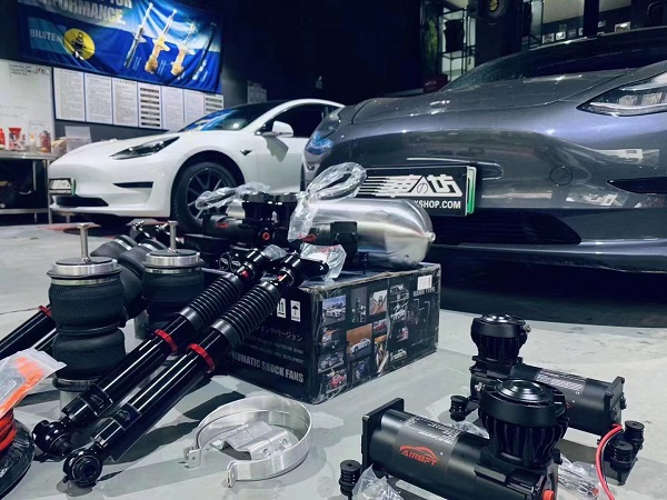 Tesla model3 lowered Installation work sharing